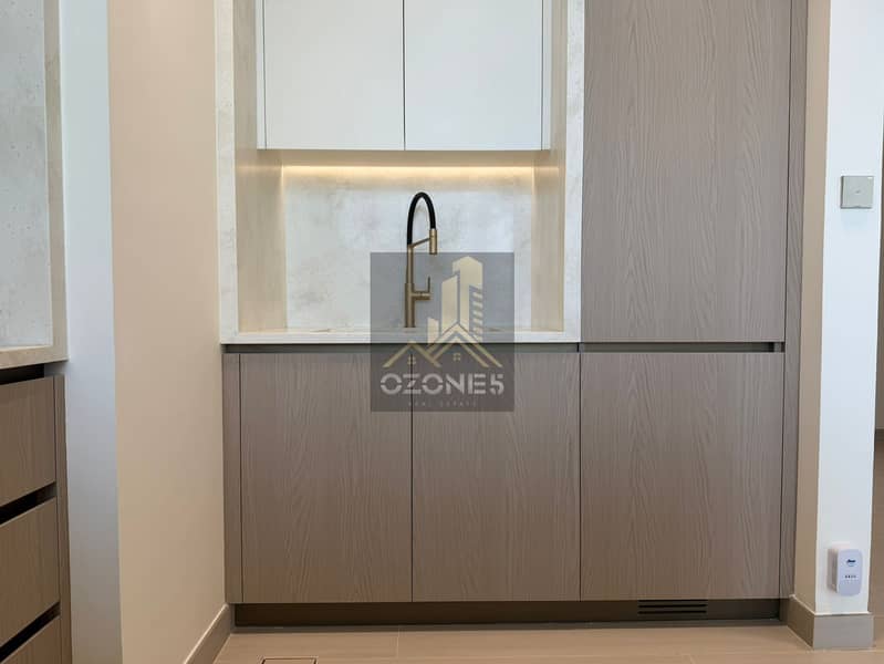 U Shape Kitchen, Middle Floor, Ready To Move In - Image 12