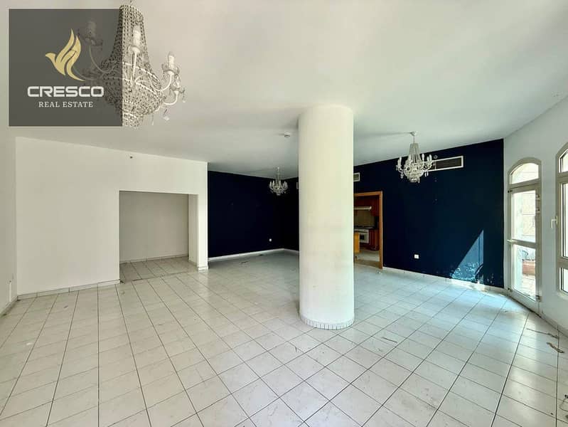 Burj Khalifa View | Largest Layout | Maid Room