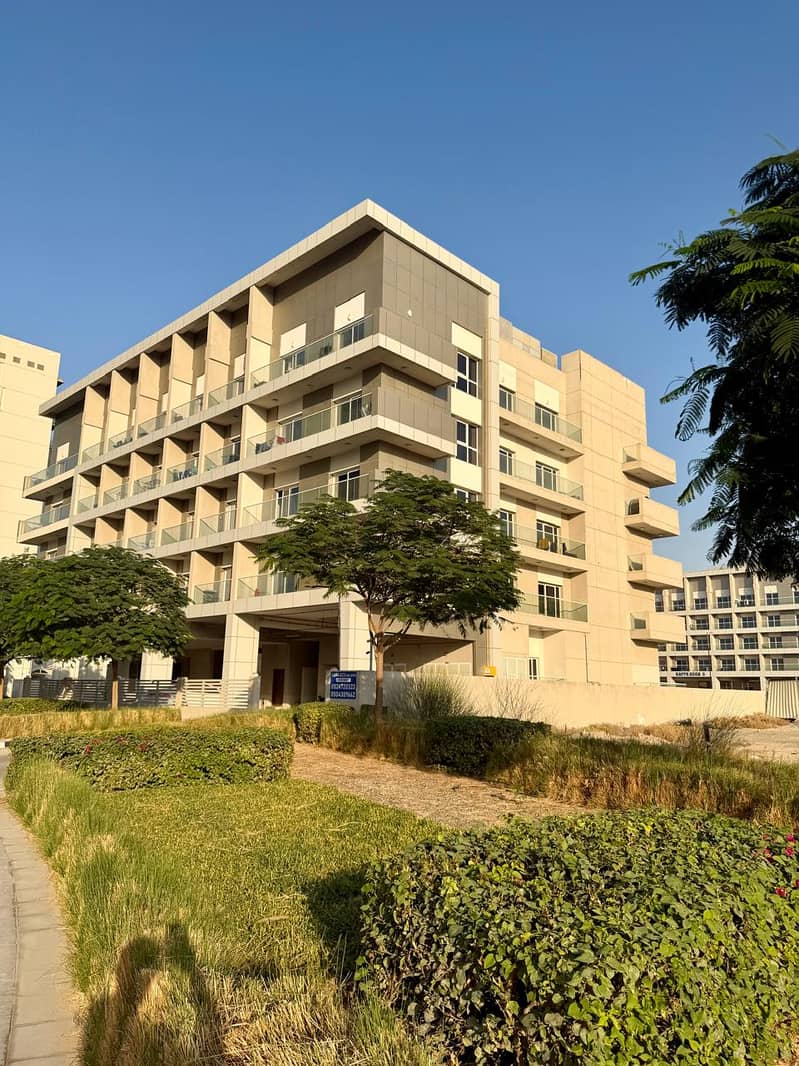 Perfect Investment Studio Available in Dubai South - Image 17