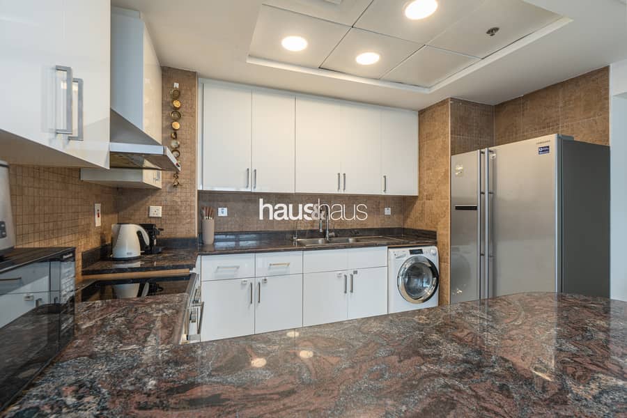 Spacious | Expansive Balcony | Charming Community - Image 13