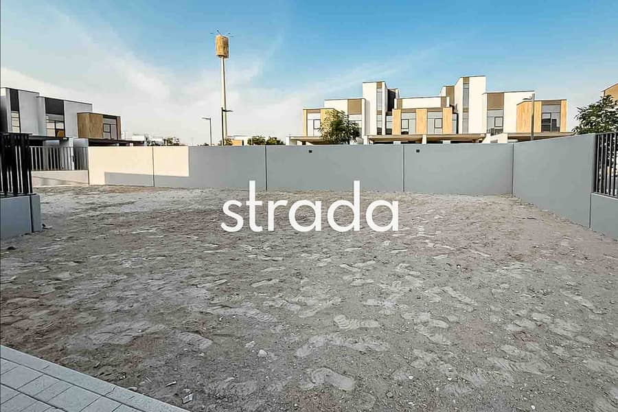 Over 4000 sqft | Rare corner unit | Biggest garden - Image 16