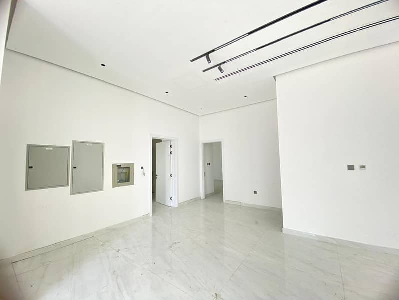 Brand New modern | 4BR VILLA |POOL |Maids