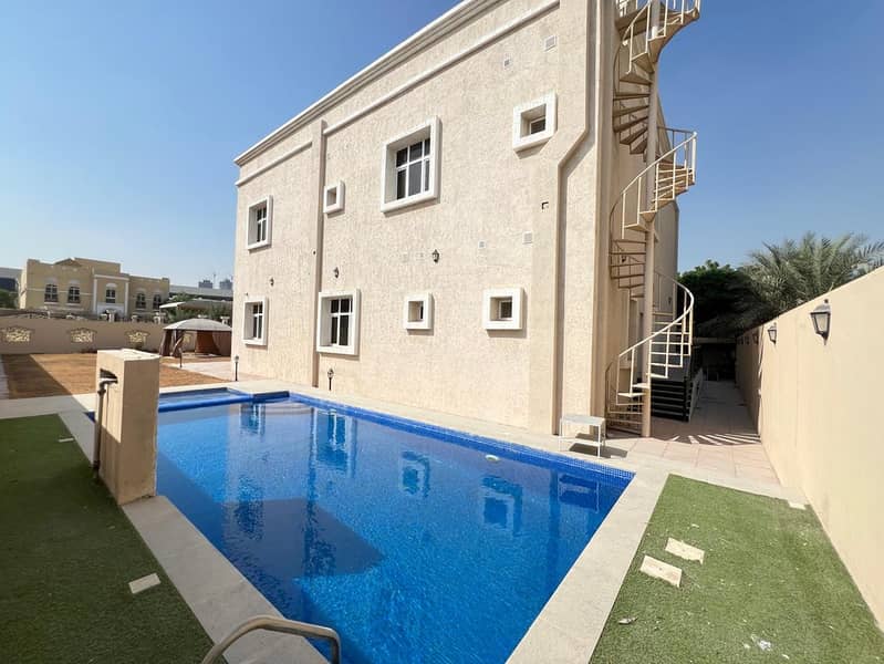 LUXURY 5-BR VILLA | POOL | AL BARSHA SOUTH 2