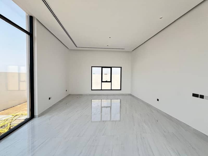 Brand New modern | 4BR VILLA |POOL |Maids - Image 11