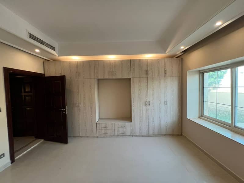 Spacious 3-Bedroom Villa for Rent in Mirdif - Image 9