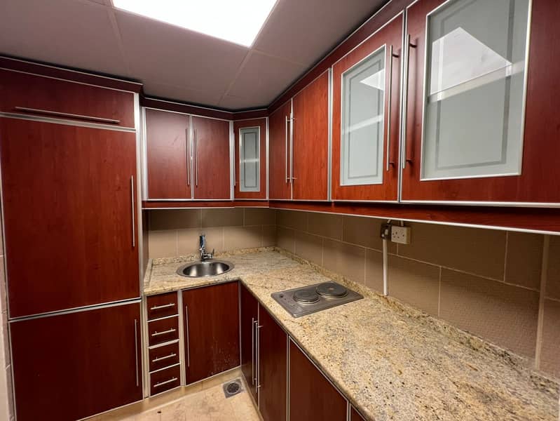 Spacious 3-Bedroom Villa for Rent in Mirdif - Image 15