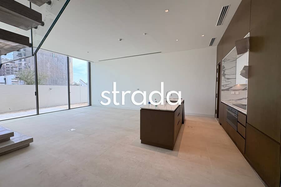 Large Corner Plot | Single Row | Phase 2