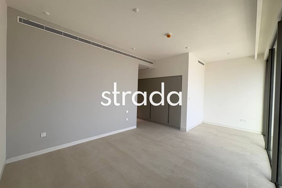 Large Corner Plot | Single Row | Phase 2 - Image 10