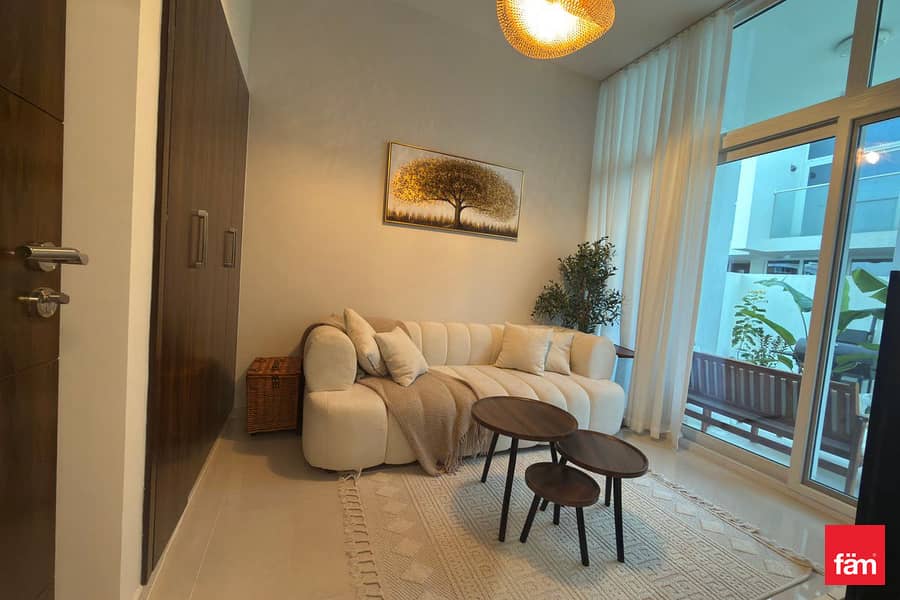 End Corner | Close To Amenities | Best Price