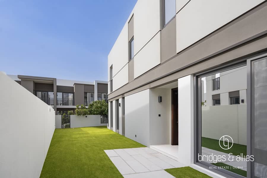 WITH LANDSCAPE | BRAND NEW | NEGOTIABLE CHEQUES