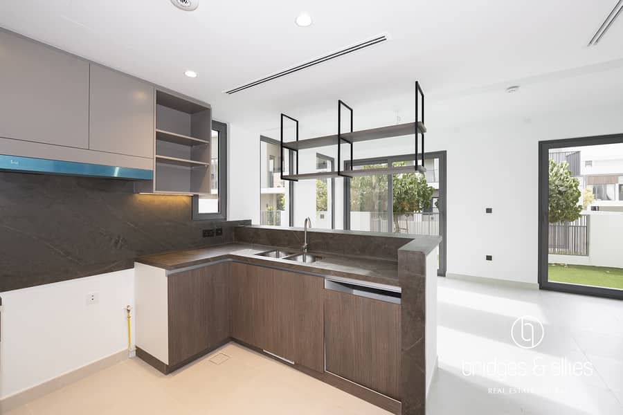 WITH LANDSCAPE | BRAND NEW | NEGOTIABLE CHEQUES