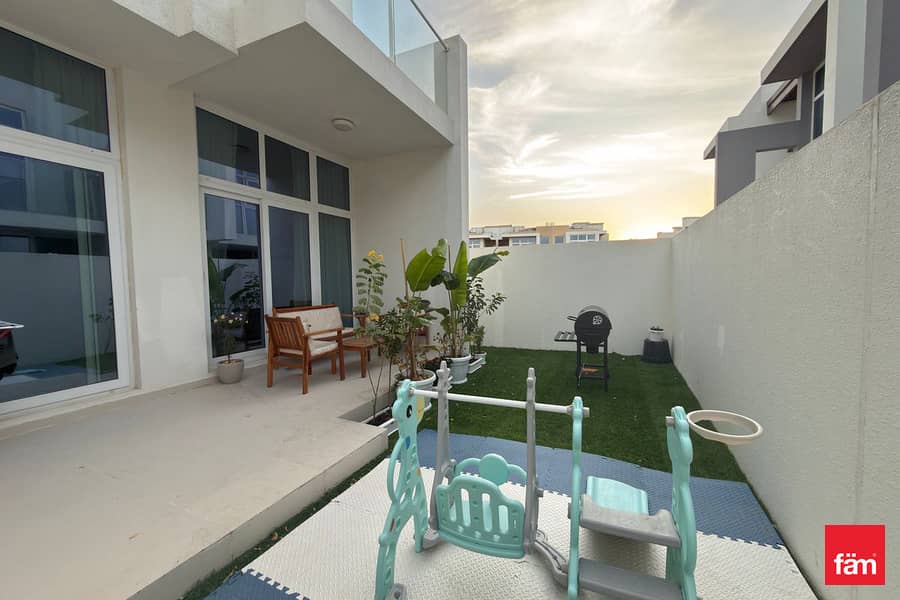 End Corner | Close To Amenities | Best Price - Image 13