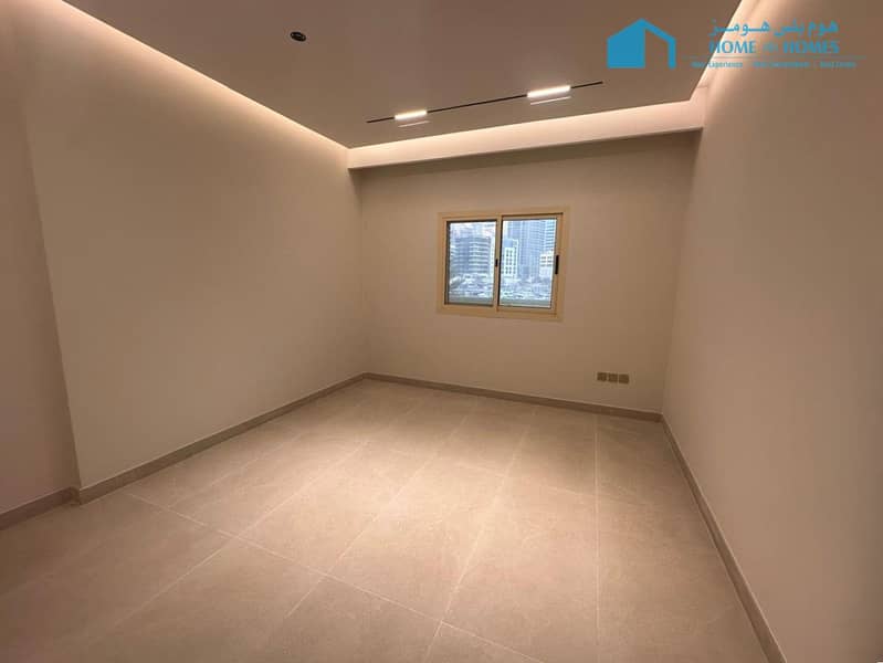 WATERFRONT LIVING with Fully Upgraded 2BR for RENT