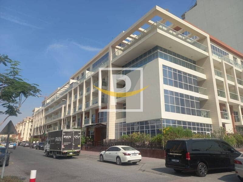 Huge Layout 3BR+ Maid | Community View | Prime Location