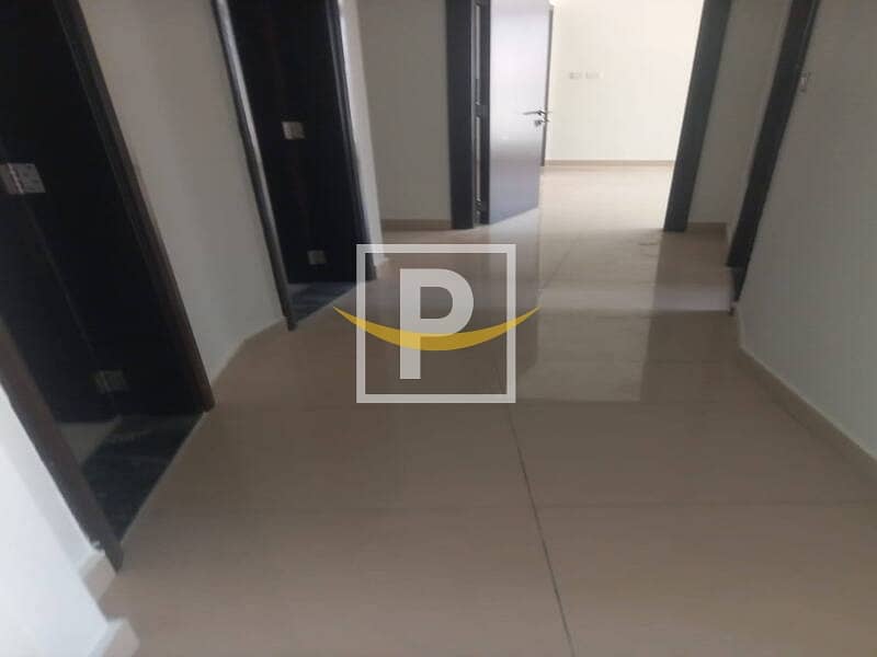 Huge Layout 3BR+ Maid | Community View | Prime Location - Image 6