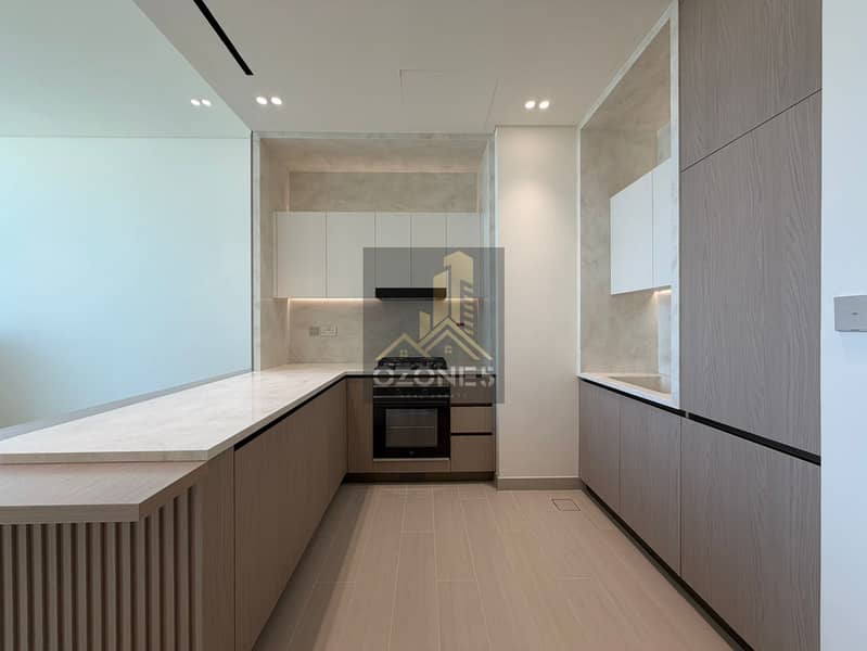 U Shape Kitchen, Middle Floor, Ready To Move In - Image 13