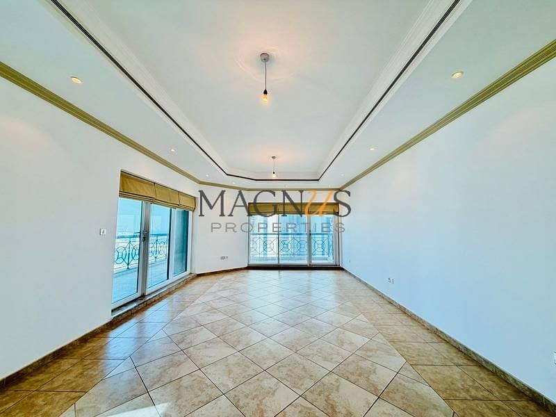 UNFURNISHED | SEA VIEW | HIGH FLOOR | HUGE LAYOUT