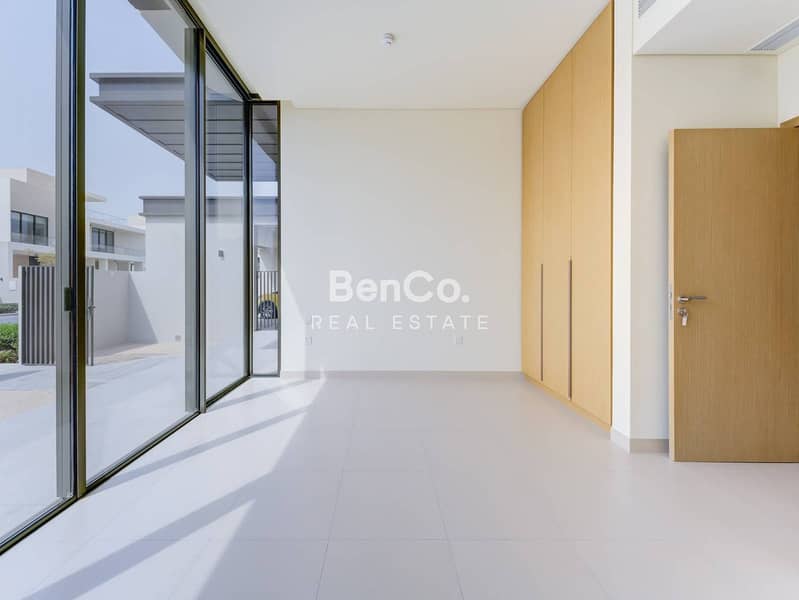 On The Lagoon | 5 Bed With 6 Bath | Handed Over