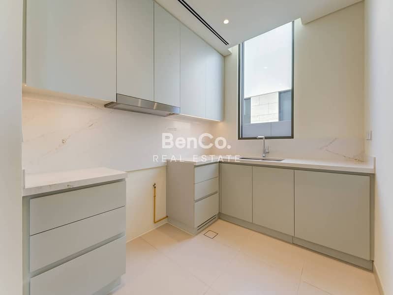 On The Lagoon | 5 Bed With 6 Bath | Handed Over - Image 9