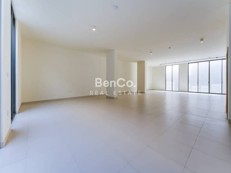 On The Lagoon | 5 Bed With 6 Bath | Handed Over - Image 13