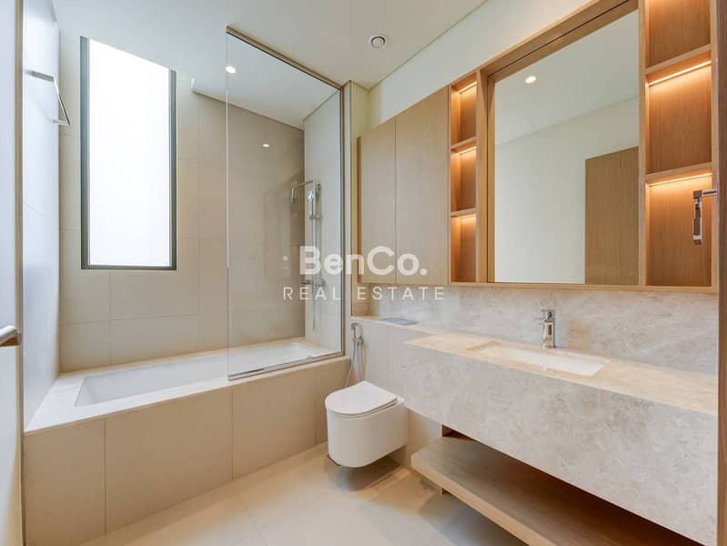 On The Lagoon | 5 Bed With 6 Bath | Handed Over - Image 26