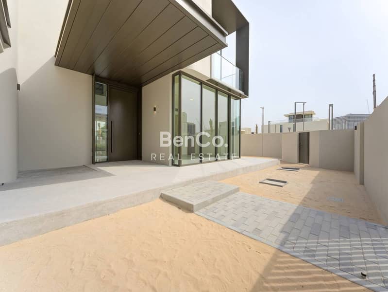 On The Lagoon | 5 Bed With 6 Bath | Handed Over - Image 30