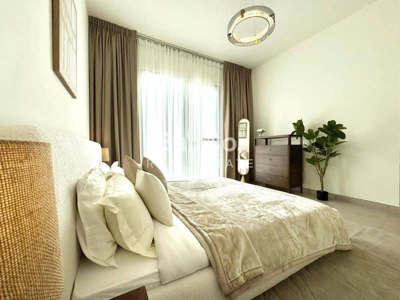 Furnished | Pool View | Brand New - Image 7