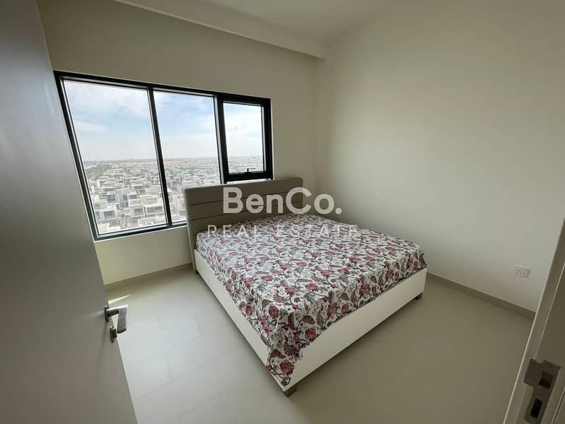 High Floor | Corner Unit | Pool And Park View - Image 7
