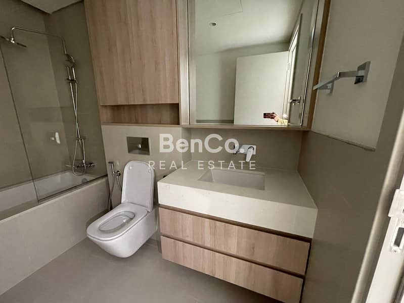 High Floor | Corner Unit | Pool And Park View - Image 19