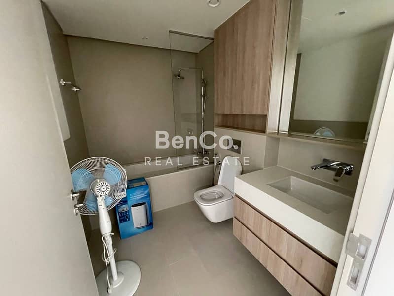 High Floor | Corner Unit | Pool And Park View - Image 20