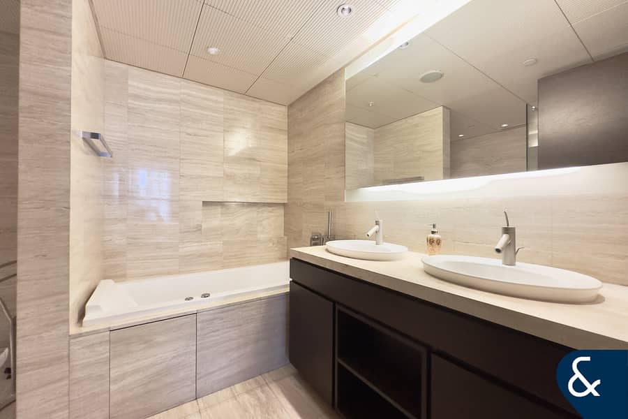 Burj Khalifa | Opera View | Fountain View - Image 9