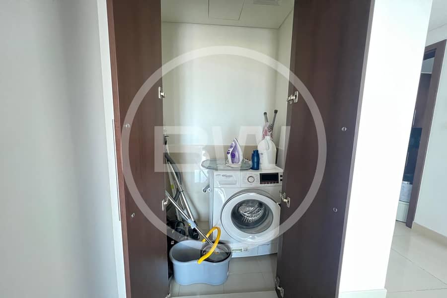 Upgraded Room | Stunning View | Fully Furnished - Image 13