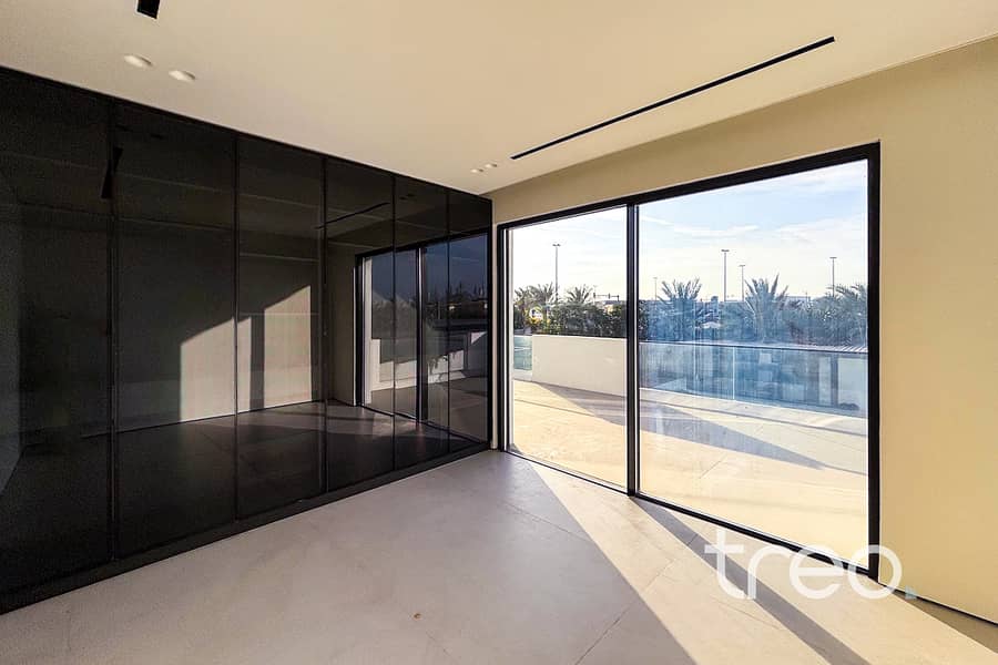 Premium Finish | 4 Bed | Luxury | Massive Plot - Image 27