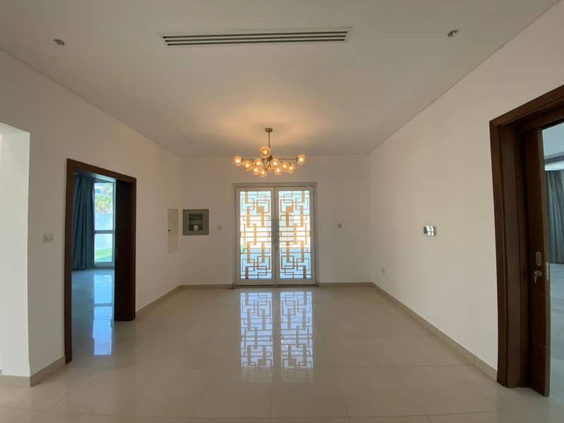 Spacious 5 BR Villa in Nad Al Sheba 4 for Rent