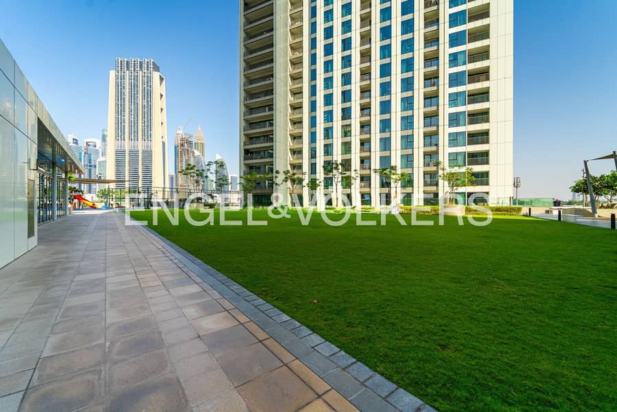 Designer Renovation | Burj Khalifa View | Vacant - Image 13