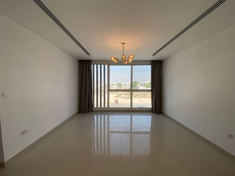 Spacious 5 BR Villa in Nad Al Sheba 4 for Rent - Image 8