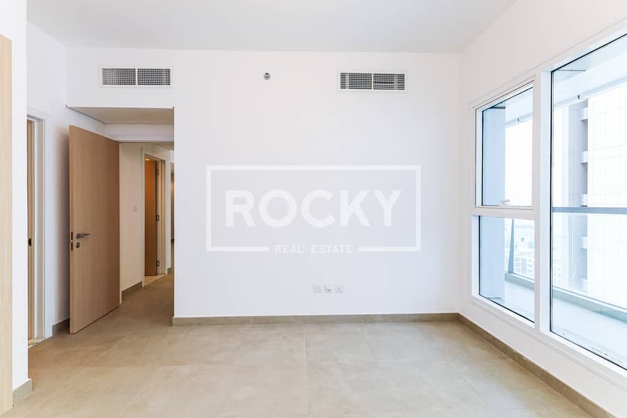 1 Bedroom | close kitchen | Unfurnished