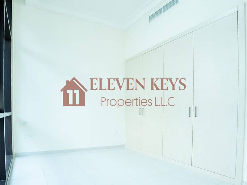 SPACIOUS 3BR+MAID FOR RENT IN TOPANGA / VACANT