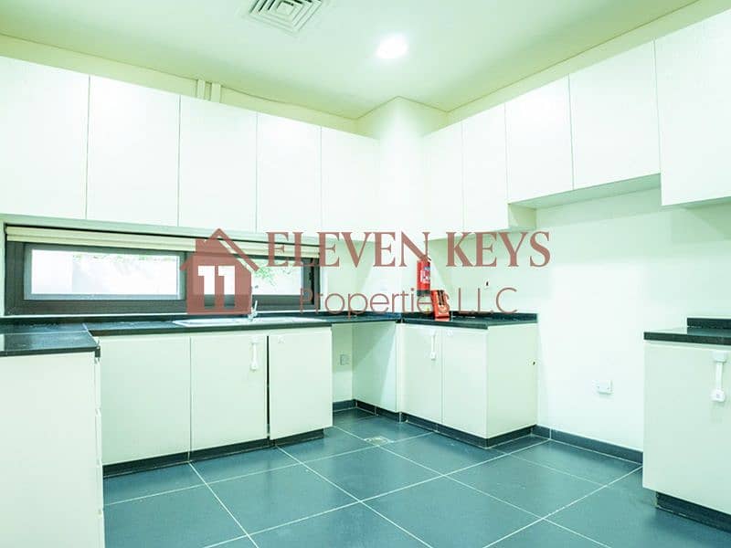 SPACIOUS 3BR+MAID FOR RENT IN TOPANGA / VACANT - Image 17