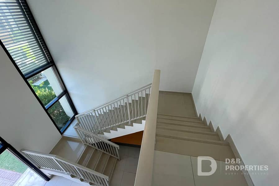 Well Maintained | Vacant | Premium Residential - Image 8