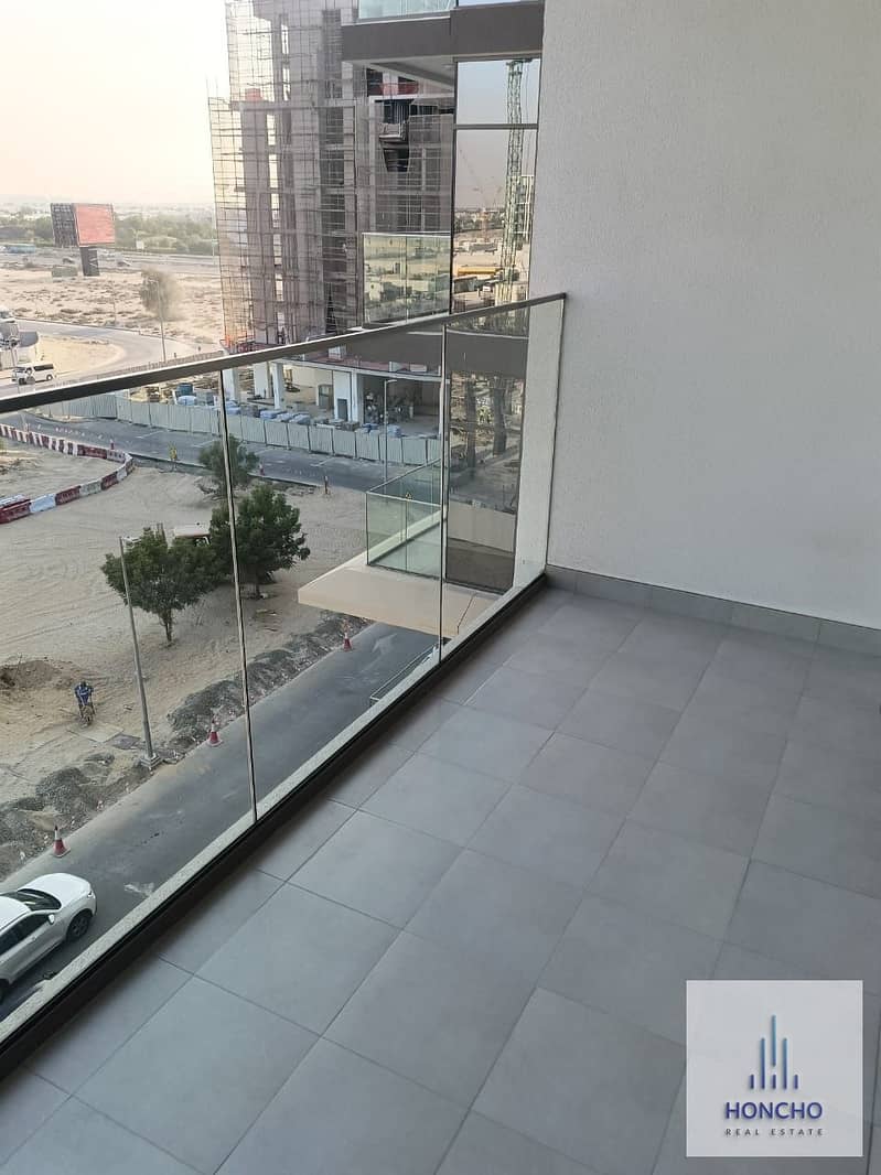 Charming 1 BR Azizi Vista in Dubai Studio City - Image 6
