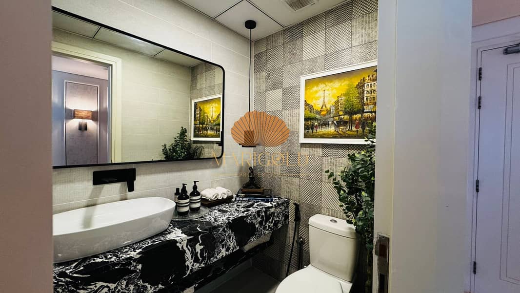 MASSIVE | NEAR TO METRO | PREMIUM BUILDING - Image 17