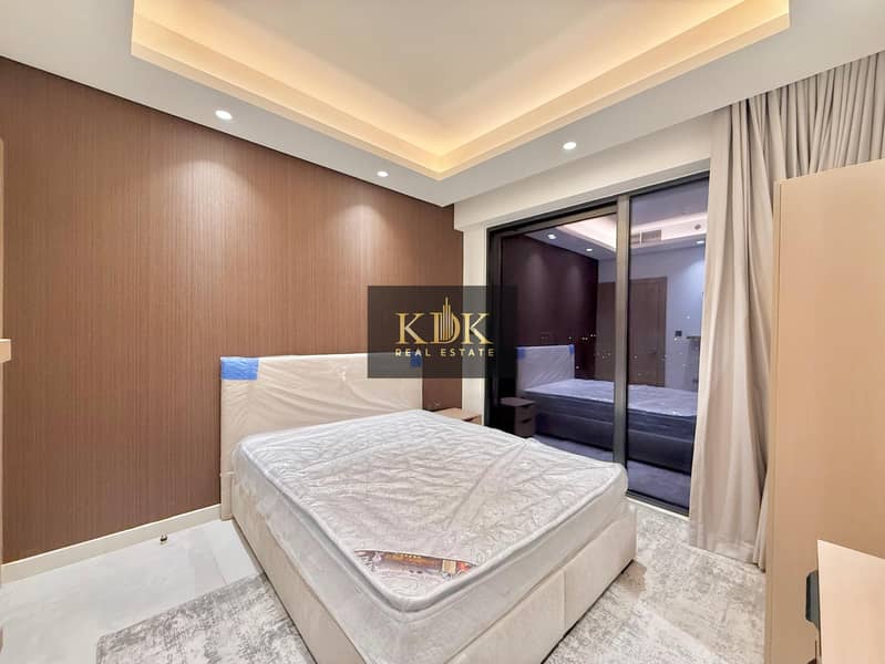 High Floor | Skyline View | Fully Furnished - Image 9