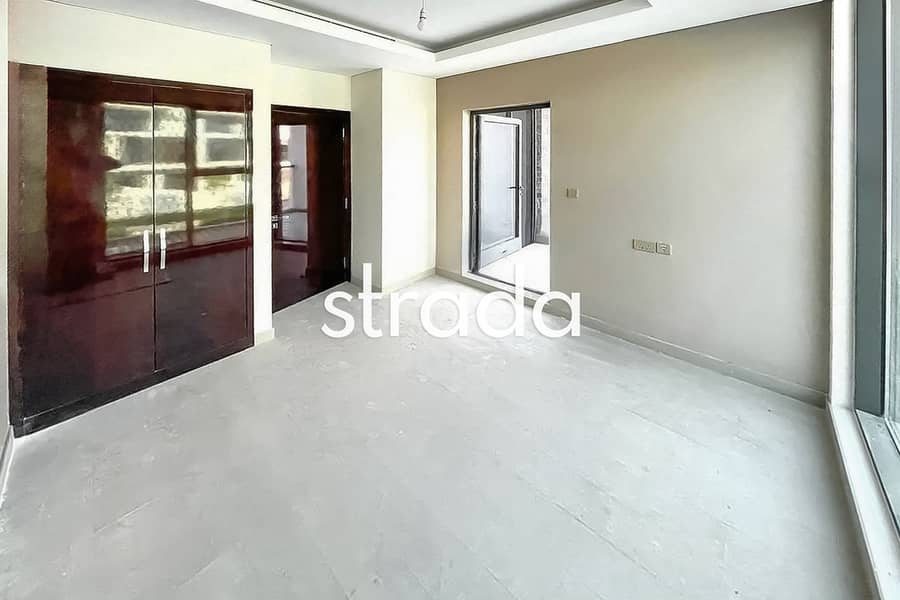 Brand new | Rare full golf view | Ready to move in - Image 11