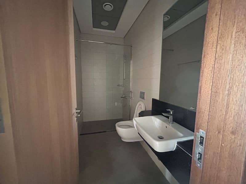 5bhk + maid room luxury villa liwan Dubai area with private swimming pool rent 320k - Image 11