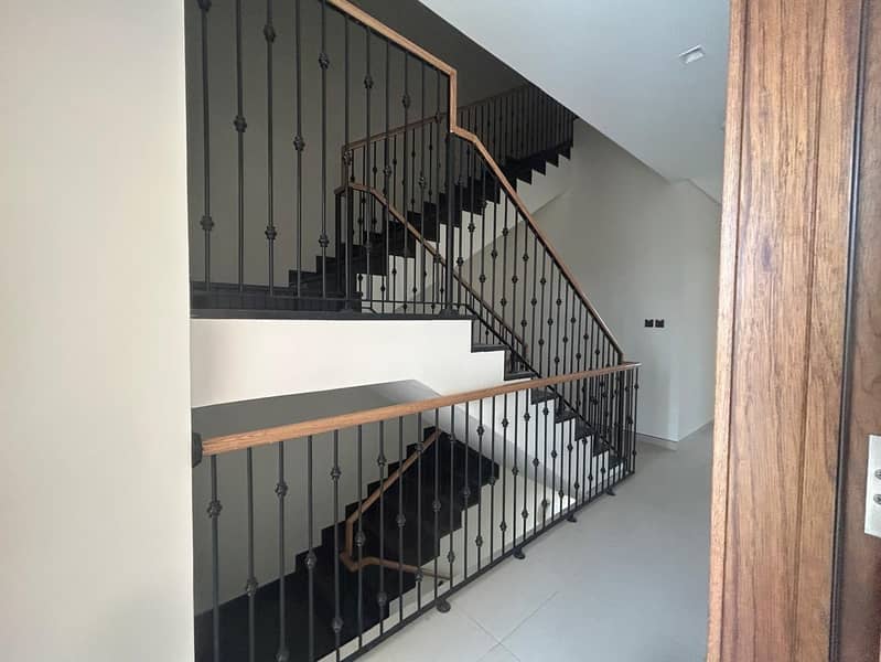 5bhk + maid room luxury villa liwan Dubai area with private swimming pool rent 320k - Image 12