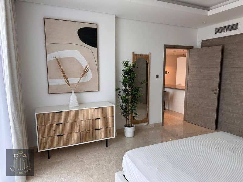 BIGGEST LAYOUT | BURJ KHALIFA VIEW | FULLY FURNISHED | READY - Image 9