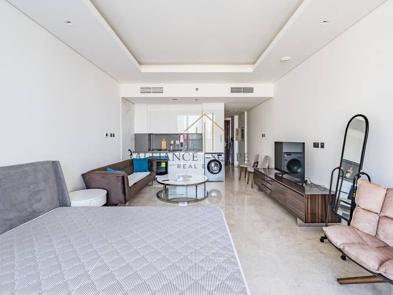 Spacious & Fully Furnished Studio for Rent in The Sterling East House, Business Bay - Image 6