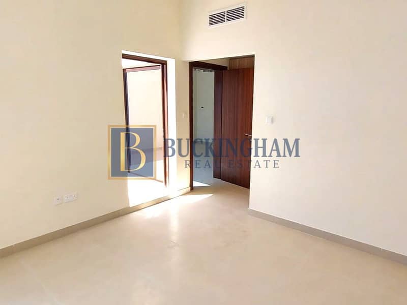 Spacious 3BR+Maids | Near Entrance | Rented