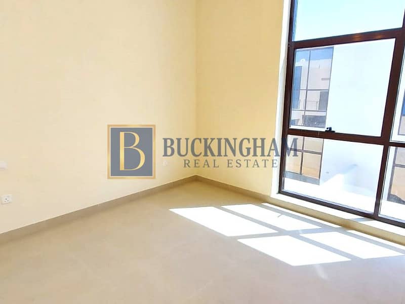 Spacious 3BR+Maids | Near Entrance | Rented